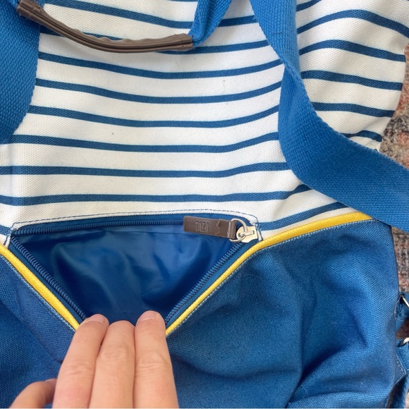 New love Taza 2-in-1 backpack tote striped beach bag - Picture 6 of 7